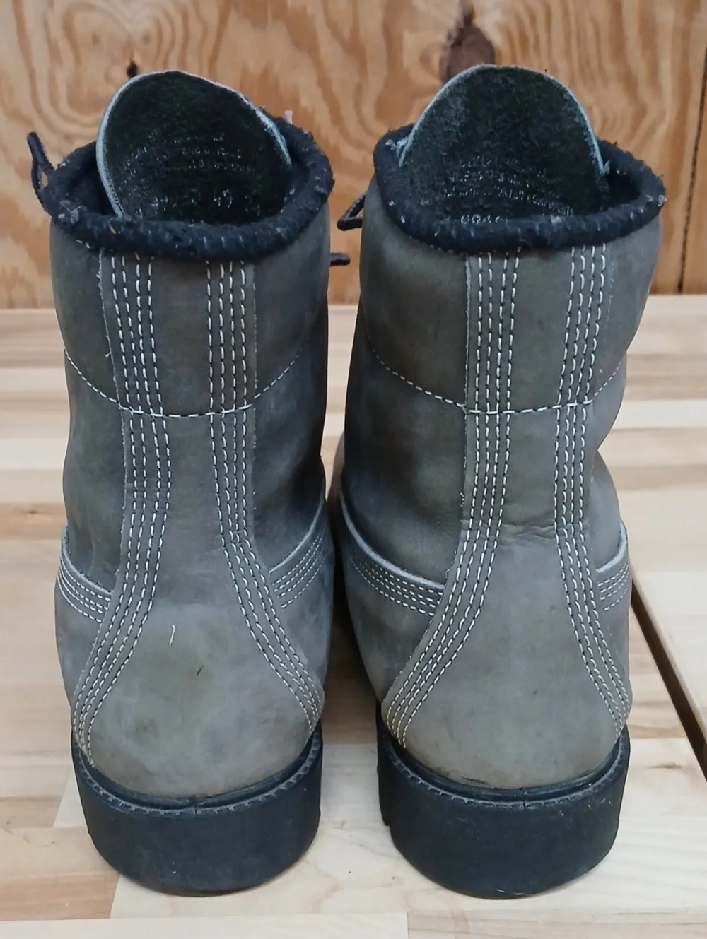 Timberland Vintage Men's Gray Lace-Up Work Boots with Black Soles Size 8.5